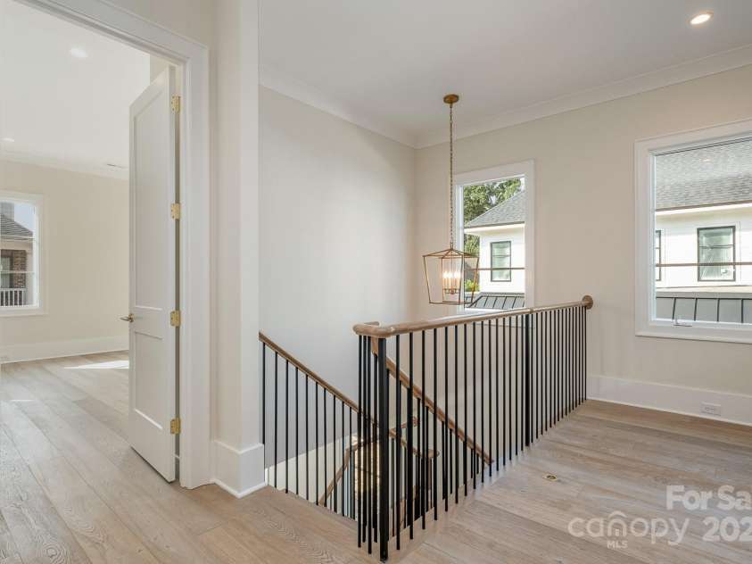 3131 Providence Road, Charlotte, NC 28211.  MLS# CAR4244531, YatesRealty ID 8835. Second Primary Bedroom Up