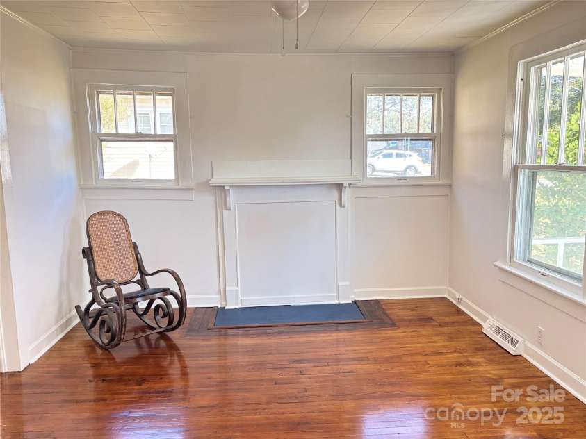 212 Kimball Street, Kannapolis, NC 28081.  MLS# CAR4314219, YatesRealty ID 8836. 