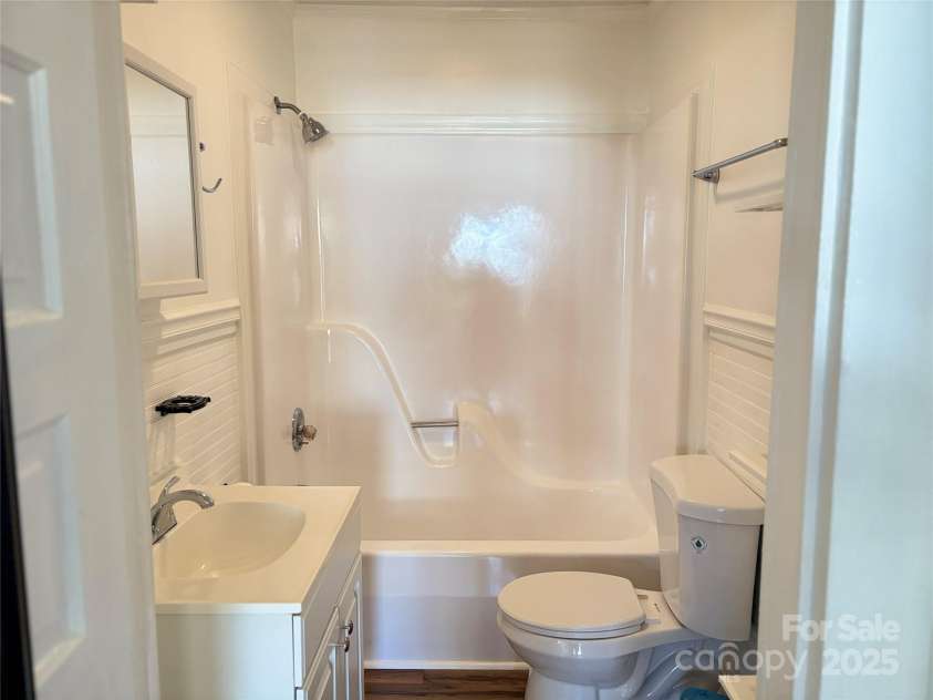 212 Kimball Street, Kannapolis, NC 28081.  MLS# CAR4314219, YatesRealty ID 8836. 