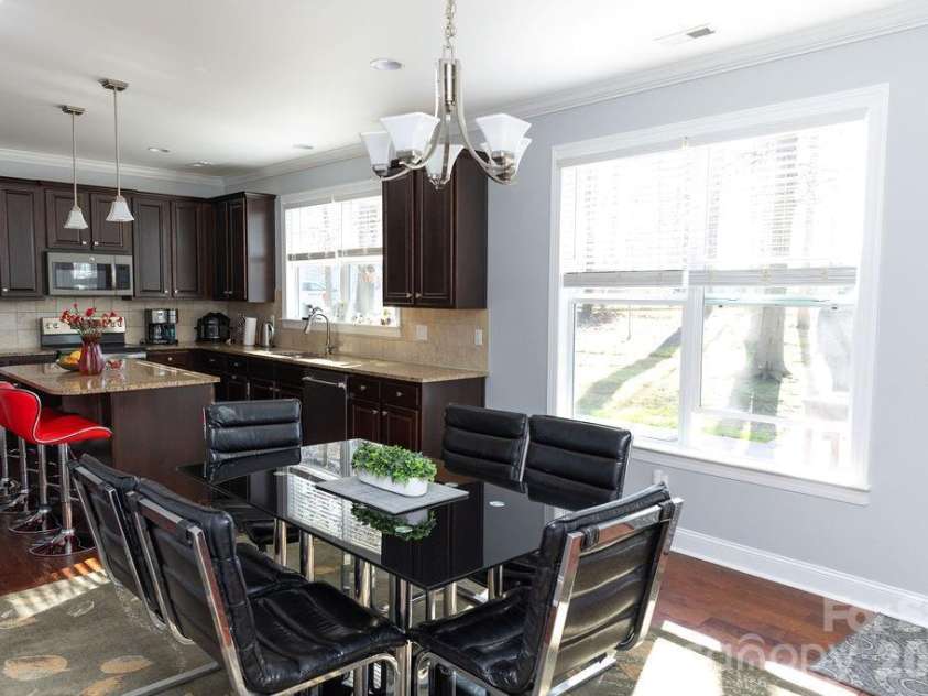 402 Spring Lake Drive, Monroe, NC 28110.  MLS# CAR4358144, YatesRealty ID 8837. Dining Area