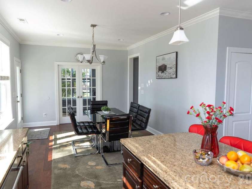 402 Spring Lake Drive, Monroe, NC 28110.  MLS# CAR4358144, YatesRealty ID 8837. Kitchen