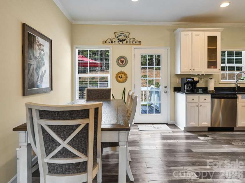 241 West Sunset Ridge Drive, Etowah, NC 28729.  MLS# CAR4365261, YatesRealty ID 8839. 
