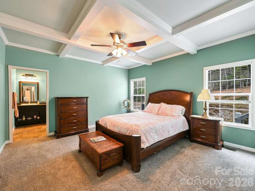 241 West Sunset Ridge Drive, Etowah, NC 28729.  MLS# CAR4365261, YatesRealty ID 8839. 