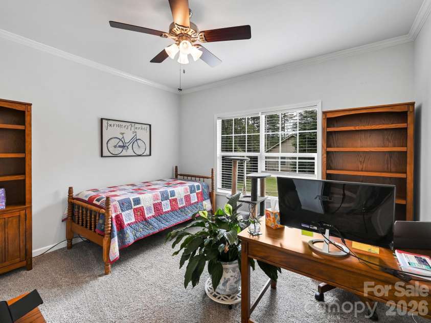 241 West Sunset Ridge Drive, Etowah, NC 28729.  MLS# CAR4365261, YatesRealty ID 8839. 