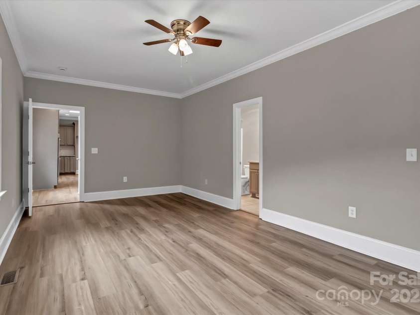 332 Rebound Road, Lancaster, SC 29720.  MLS# CAR4254663, YatesRealty ID 8840. 