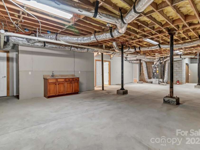 332 Rebound Road, Lancaster, SC 29720.  MLS# CAR4254663, YatesRealty ID 8840. 