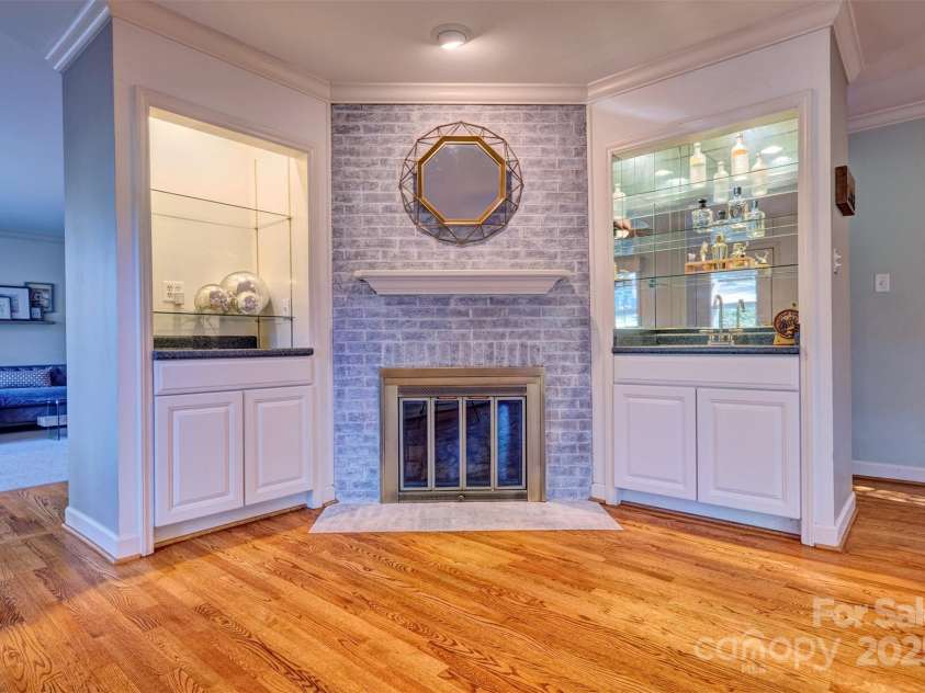 94 Heritage Drive, Lake Wylie, SC 29710.  MLS# CAR4196834, YatesRealty ID 8840. 