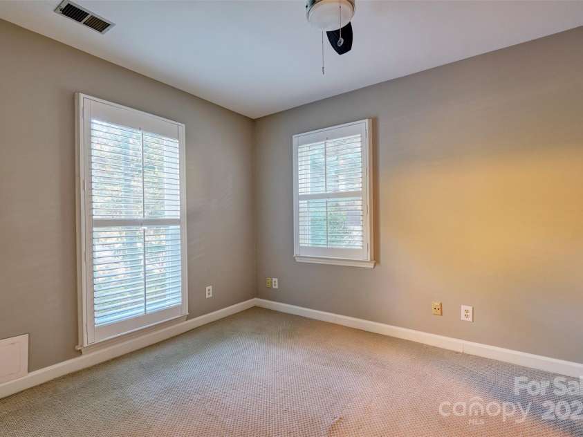 94 Heritage Drive, Lake Wylie, SC 29710.  MLS# CAR4196834, YatesRealty ID 8840. 