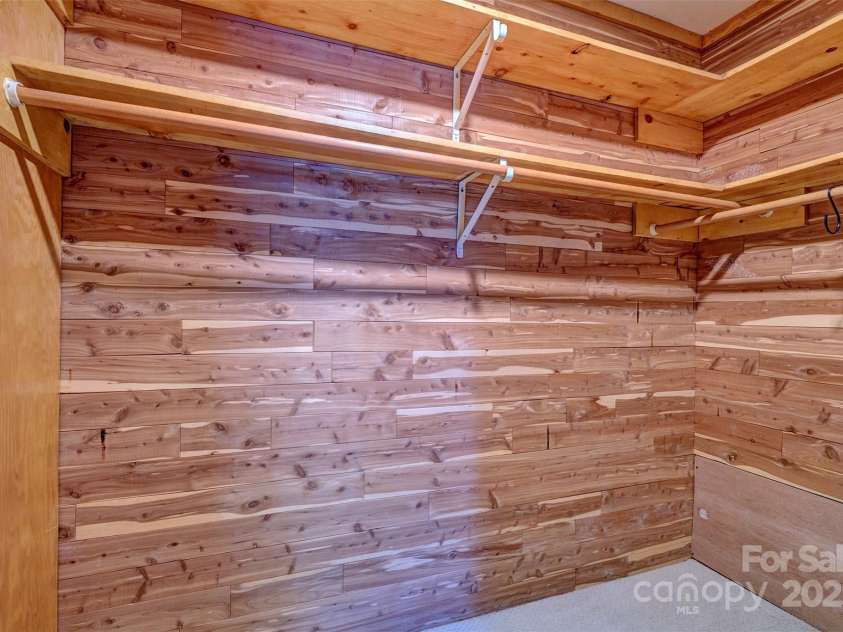 94 Heritage Drive, Lake Wylie, SC 29710.  MLS# CAR4196834, YatesRealty ID 8840. 