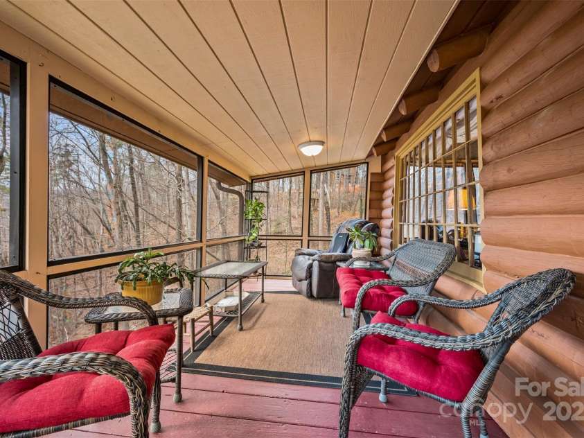 143 Caledonia Road, Landrum, SC 29356.  MLS# CAR4233851, YatesRealty ID 8841. 