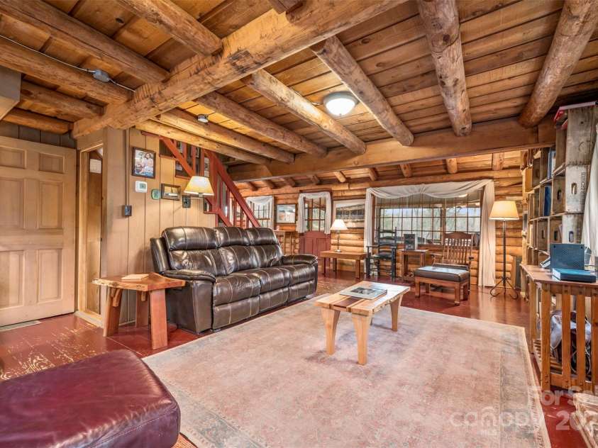 143 Caledonia Road, Landrum, SC 29356.  MLS# CAR4233851, YatesRealty ID 8841. 