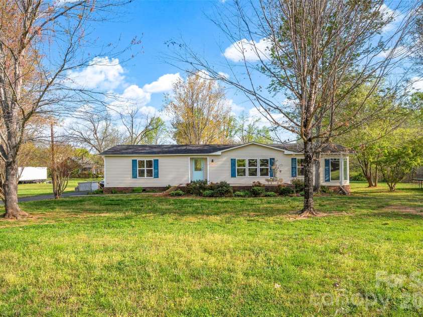 5708 Harwell Road, Catawba, NC 28609.  MLS# CAR4349314, YatesRealty ID 8841. 