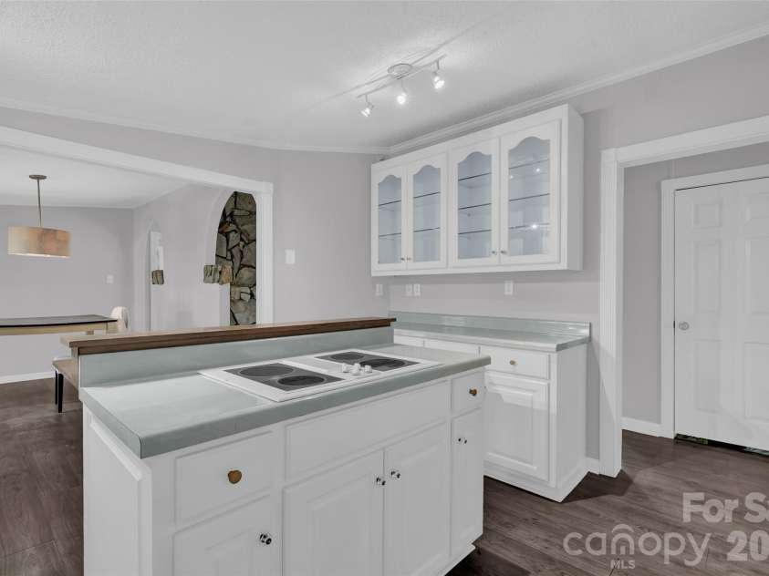 5708 Harwell Road, Catawba, NC 28609.  MLS# CAR4349314, YatesRealty ID 8841. 