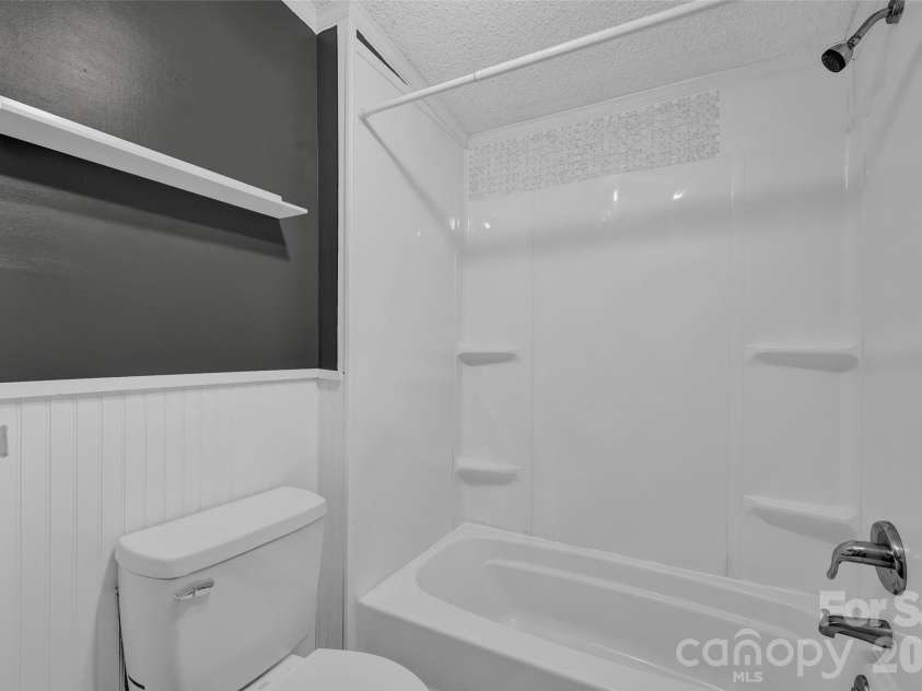 5708 Harwell Road, Catawba, NC 28609.  MLS# CAR4349314, YatesRealty ID 8841. 
