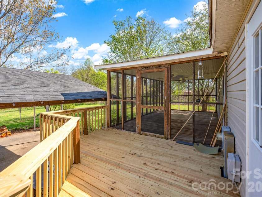 5708 Harwell Road, Catawba, NC 28609.  MLS# CAR4349314, YatesRealty ID 8841. 