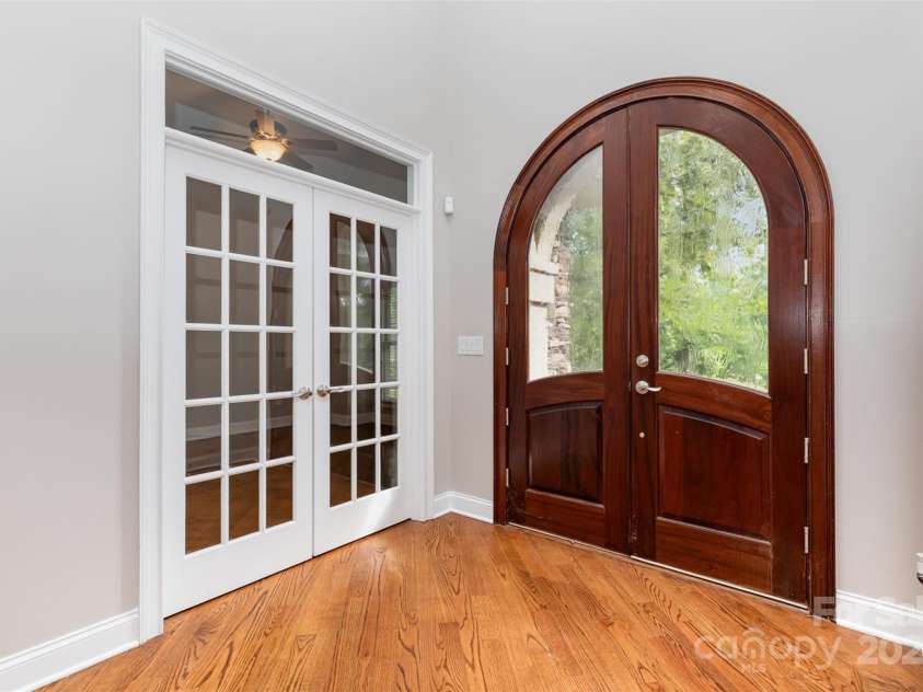 114 Misty Meadows Court, Mooresville, NC 28117.  MLS# CAR4280327, YatesRealty ID 8843. Grand Entrance