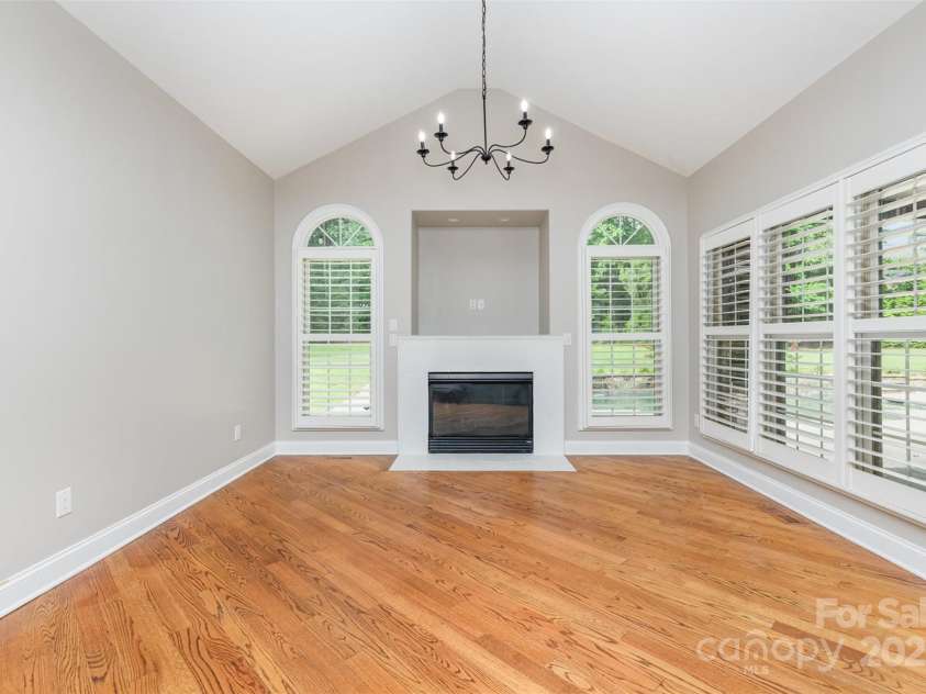 114 Misty Meadows Court, Mooresville, NC 28117.  MLS# CAR4280327, YatesRealty ID 8843. Keeping room