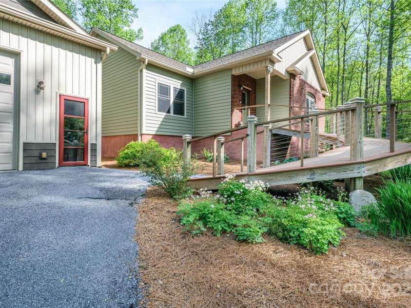 281 Ewbank Road, Etowah, NC 28729.  MLS# CAR4205136, YatesRealty ID 8845. 