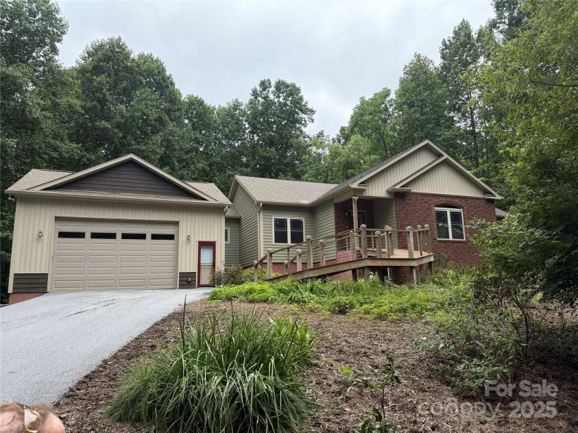281 Ewbank Road, Etowah, NC 28729.  MLS# CAR4205136, YatesRealty ID 8845. 