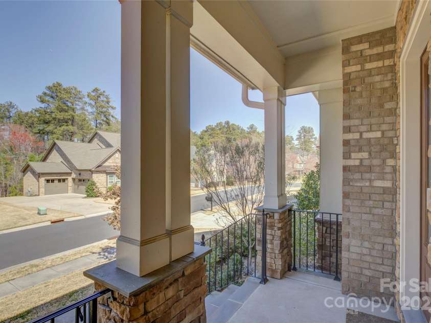 17809 Pawleys Plantation Lane, Charlotte, NC 28278.  MLS# CAR4230692, YatesRealty ID 8846. 