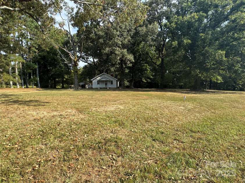 2809 James Hamilton Road, Monroe, NC 28110.  MLS# CAR4304977, YatesRealty ID 8846. 