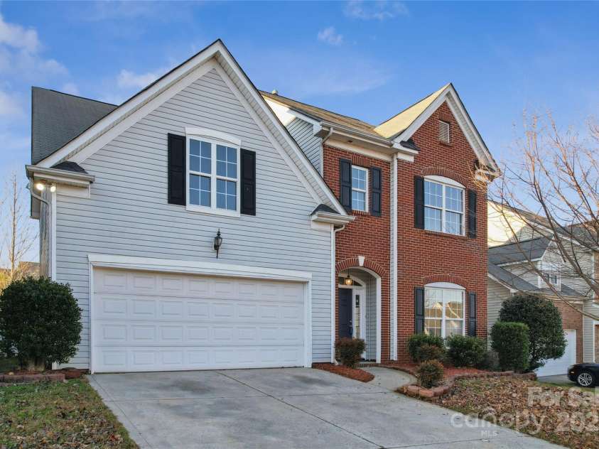 11414 Sidney Crest Avenue, Charlotte, NC 28213.  MLS# CAR4326714, YatesRealty ID 8847. 