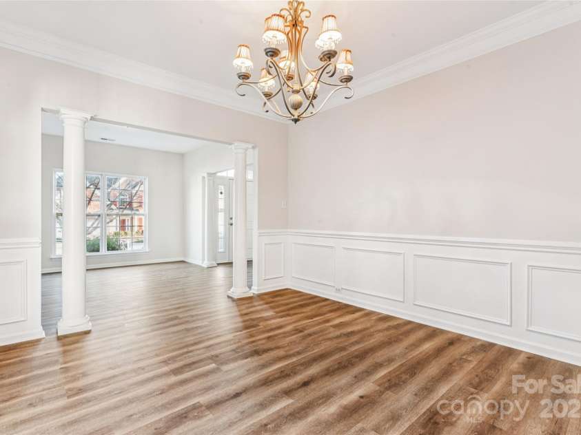 11414 Sidney Crest Avenue, Charlotte, NC 28213.  MLS# CAR4326714, YatesRealty ID 8847. 