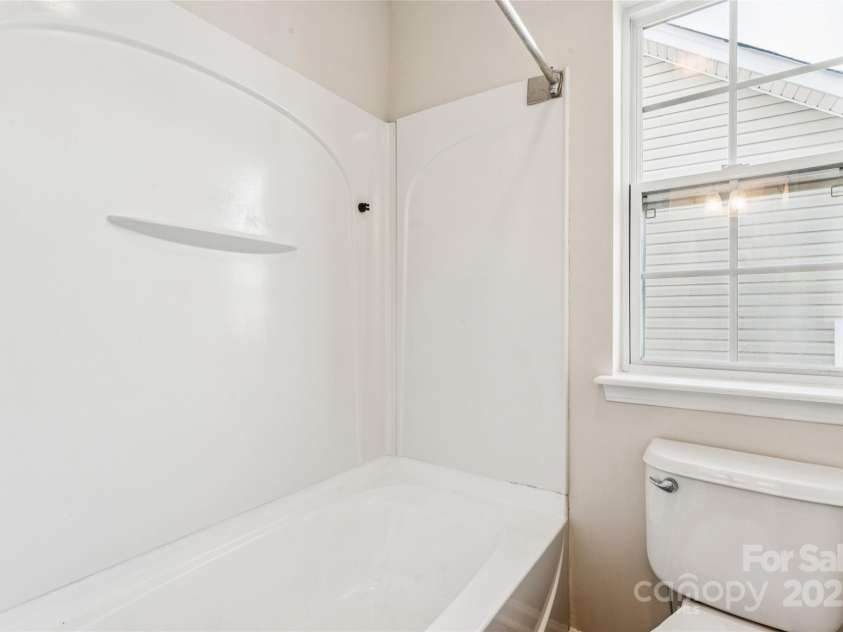 11414 Sidney Crest Avenue, Charlotte, NC 28213.  MLS# CAR4326714, YatesRealty ID 8847. 