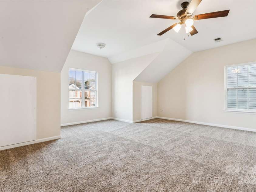 11414 Sidney Crest Avenue, Charlotte, NC 28213.  MLS# CAR4326714, YatesRealty ID 8847. 