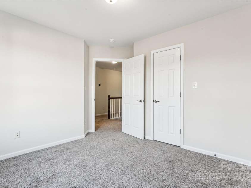 11414 Sidney Crest Avenue, Charlotte, NC 28213.  MLS# CAR4326714, YatesRealty ID 8847. 