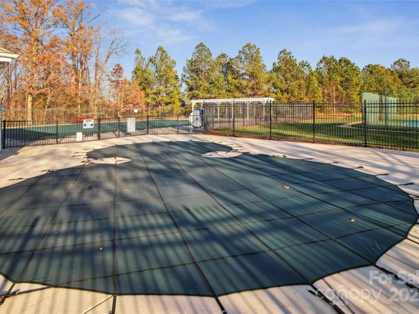 11414 Sidney Crest Avenue, Charlotte, NC 28213.  MLS# CAR4326714, YatesRealty ID 8847. 