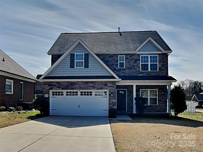 620 Weyburn Drive, Concord, NC 28027.  MLS# CAR4232936, YatesRealty ID 8847. 