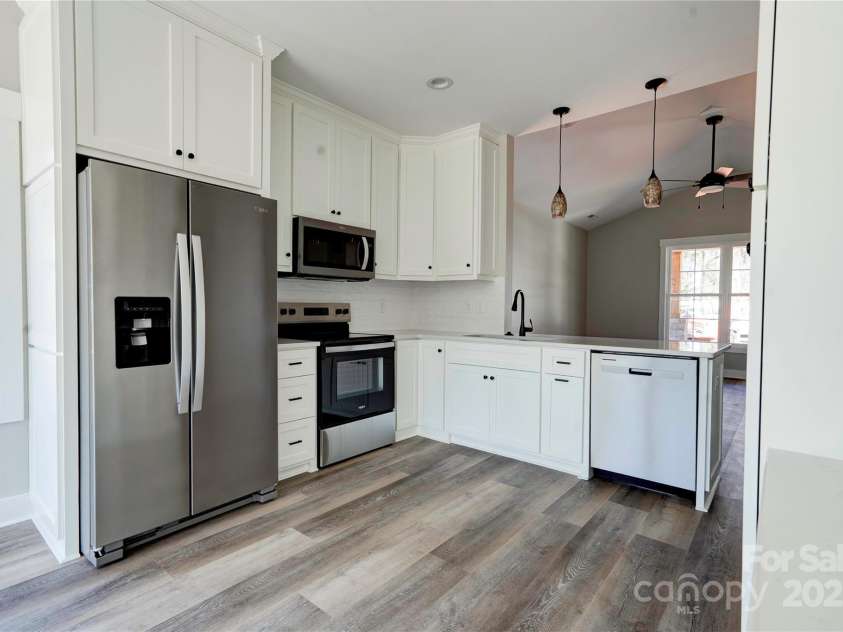 604 Ridge Street, Kings Mountain, NC 28086.  MLS# CAR4217590, YatesRealty ID 8848. 