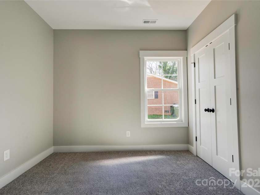 604 Ridge Street, Kings Mountain, NC 28086.  MLS# CAR4217590, YatesRealty ID 8848. 