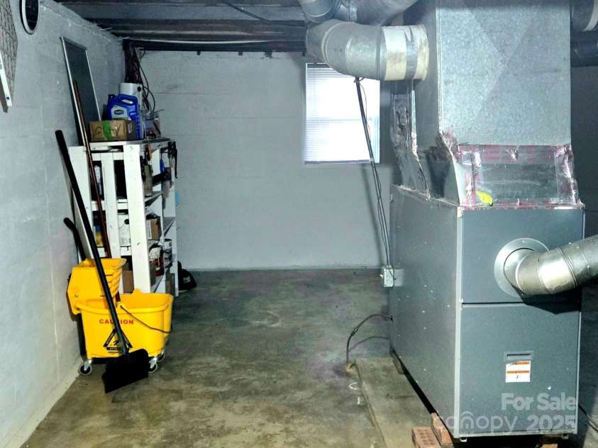 1294 Cane Creek Road, Bakersville, NC 28705.  MLS# CAR4291675, YatesRealty ID 885. Storage