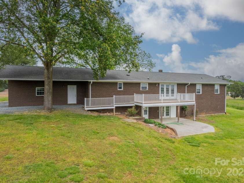 24686 Barbees Grove Road, Oakboro, NC 28129.  MLS# CAR4134946, YatesRealty ID 8851. 