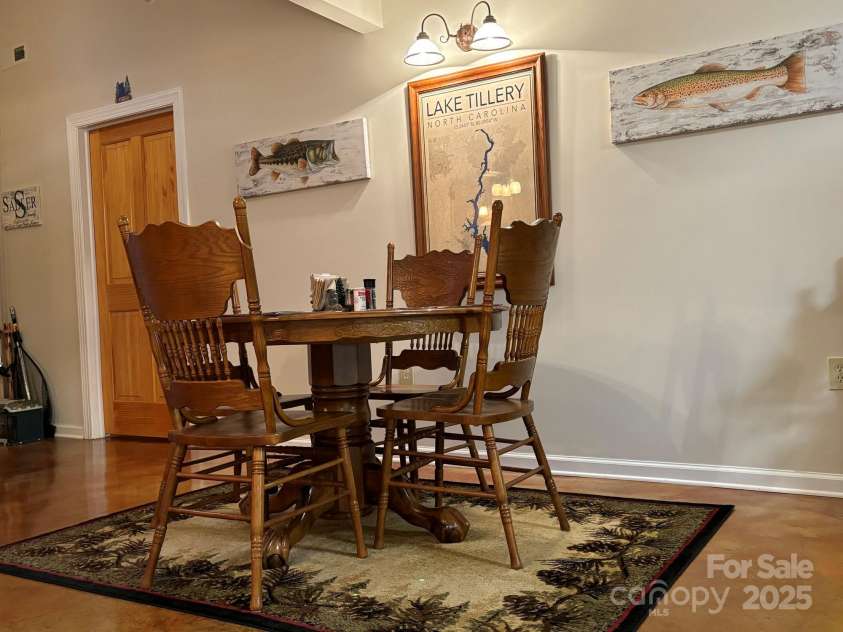 369 Pinecrest Circle, Troy, NC 27371.  MLS# CAR4205705, YatesRealty ID 8854. 