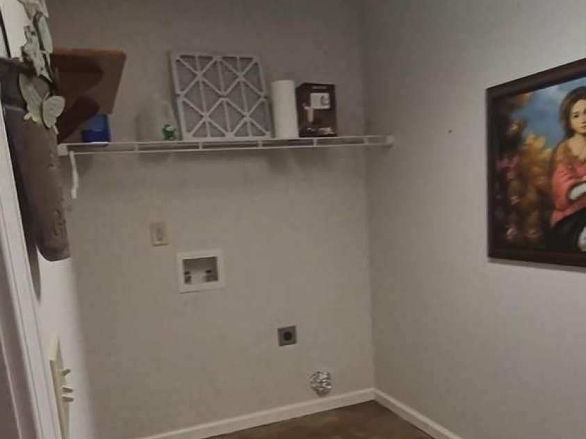 369 Pinecrest Circle, Troy, NC 27371.  MLS# CAR4319905, YatesRealty ID 8854. 