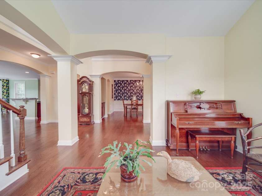 914 Olive Mill Lane, Matthews, NC 28104.  MLS# CAR4249468, YatesRealty ID 8857. 