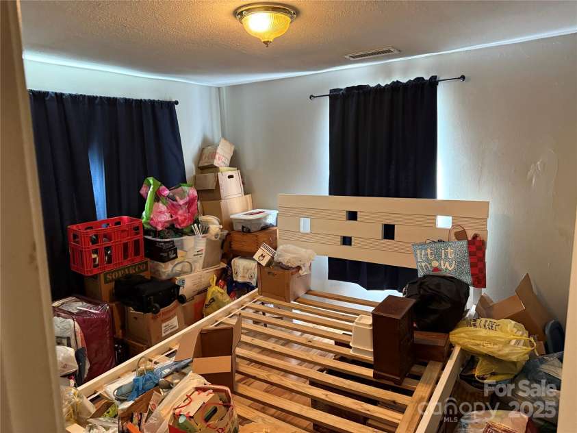 1008 Middlefork Road, Brevard, NC 28712.  MLS# CAR4234566, YatesRealty ID 8859. 