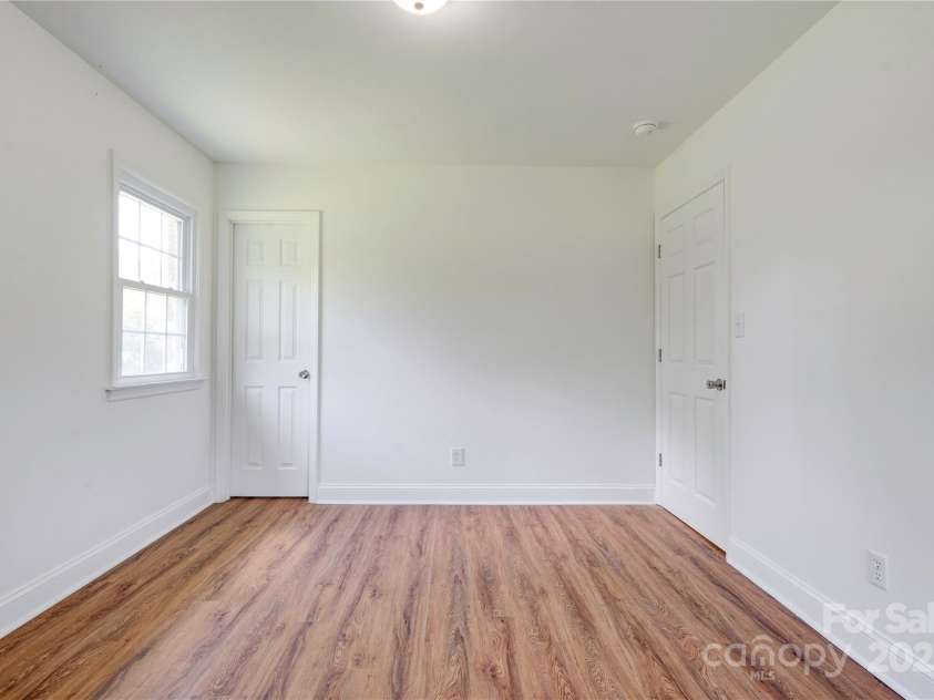 231 London Road, Lawndale, NC 28090.  MLS# CAR4267286, YatesRealty ID 8859. 