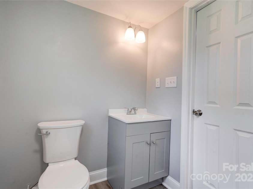231 London Road, Lawndale, NC 28090.  MLS# CAR4267286, YatesRealty ID 8859. 