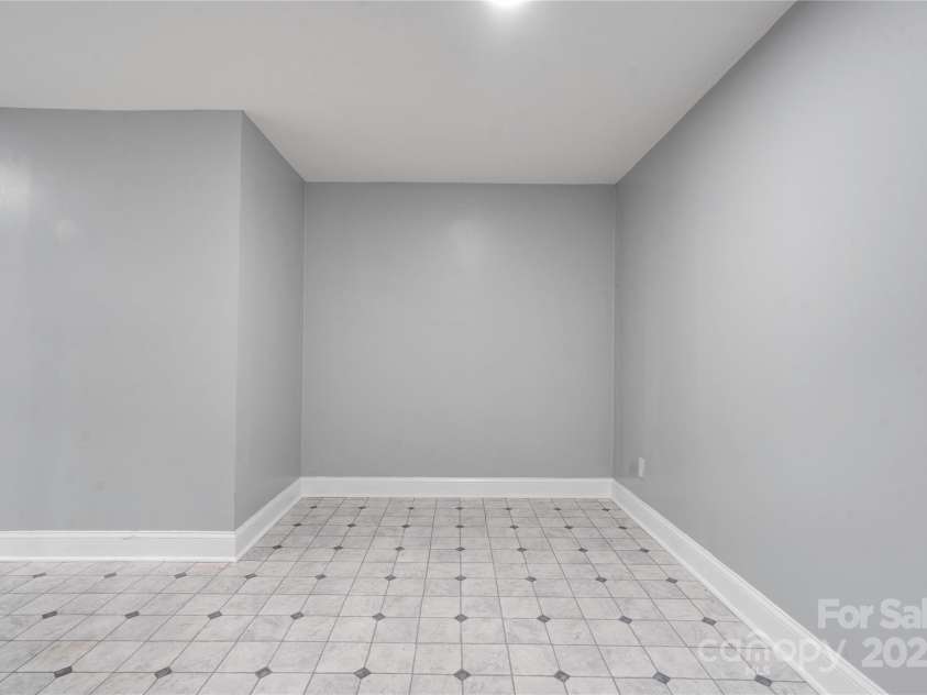 231 London Road, Lawndale, NC 28090.  MLS# CAR4267286, YatesRealty ID 8859. 