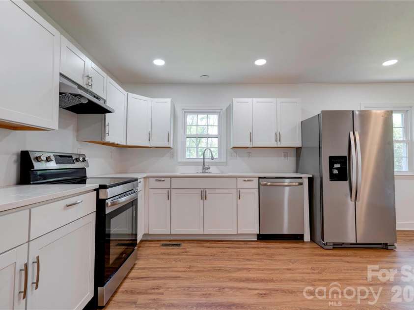 231 London Road, Lawndale, NC 28090.  MLS# CAR4267286, YatesRealty ID 8859. 