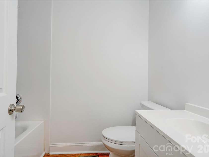 231 London Road, Lawndale, NC 28090.  MLS# CAR4267286, YatesRealty ID 8859. 