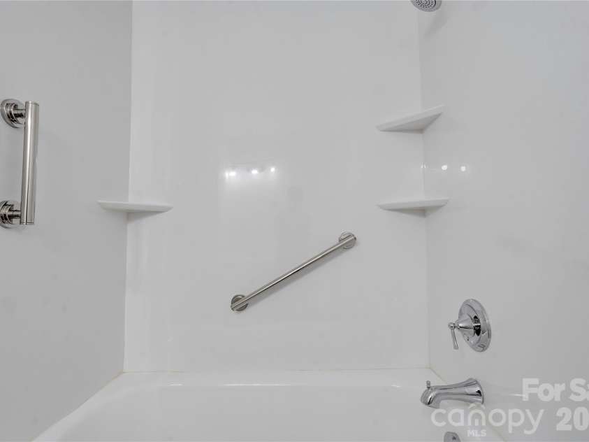 231 London Road, Lawndale, NC 28090.  MLS# CAR4267286, YatesRealty ID 8859. 