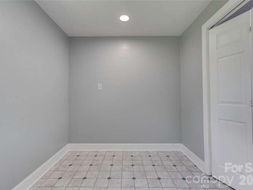 231 London Road, Lawndale, NC 28090.  MLS# CAR4267286, YatesRealty ID 8859. 