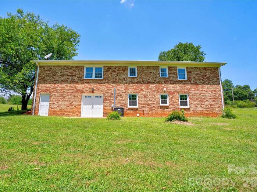 231 London Road, Lawndale, NC 28090.  MLS# CAR4267286, YatesRealty ID 8859. 