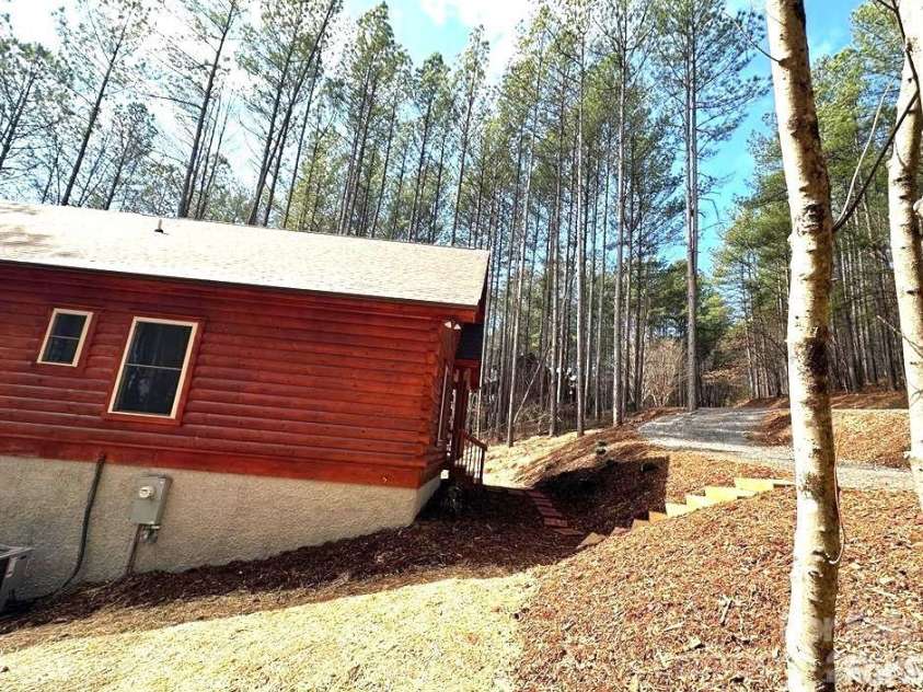 132 Chasewood Drive, Rutherfordton, NC 28139.  MLS# CAR4020270, YatesRealty ID 886. 