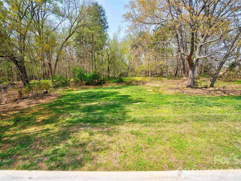 127 Albertville Lane, Shelby, NC 28152.  MLS# CAR4361746, YatesRealty ID 8861. Yard